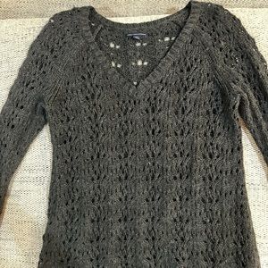 American Eagle V neck Sweater